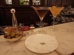 -LONG BAR 廊吧(外滩华尔道夫酒店)