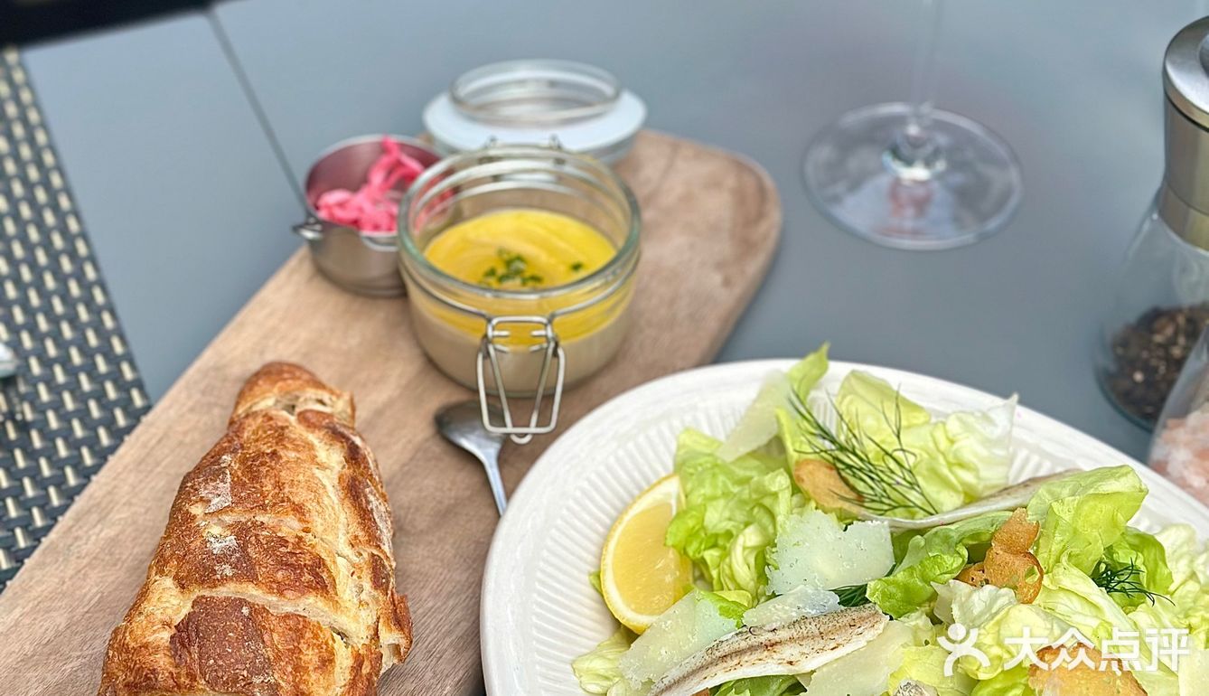 T骨牛排还不错，不过建议早点去！！！