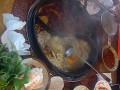 -赵美丽·重庆社区火锅·直营店(火车东站·中豪国际店)