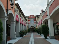 -佛罗伦萨小镇广佛名品奥特莱斯(疏港路店)