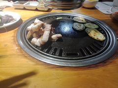 -唯成•韩国炭火烤肉 유성고기