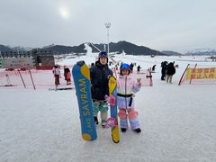 -丝绸之路山地度假区滑雪场