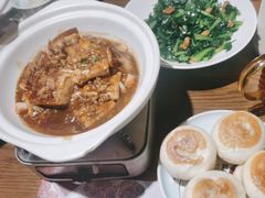 -黄泥岗·地道湖北菜(奥特莱斯店)