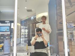 -PE SALON