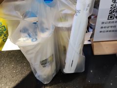 -快乐柠檬(银泰百货大红门店)