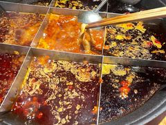 -周小明火锅(黑金冠社区店)