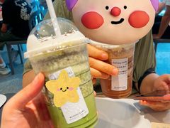 -星巴克臻选(莘庄仲盛店)