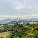 周末过来溜娃爬山棒棒的，唯一的缺点就是交通不太便利