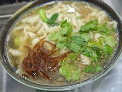 -老广烧烤(骆驼山康馨园店)