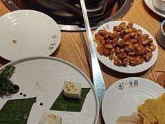 -一朵菌·野生菌探索家火锅(南亚店)