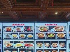 -八府香鸭·啫啫煲(华山路店)