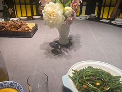 -东口码头·烧鸽子·鱼头泡饼·地方菜(金鹰悦城店)
