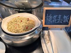 -西安君富酒店(大明宫龙首原地铁站店)