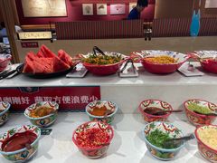 -老牌坊云南鱼豆花火锅(哈西万达店)