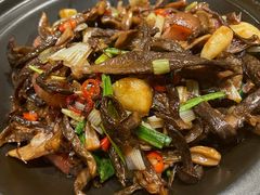 -云海肴·汽锅鸡·云南菜(天山百盛优客店)