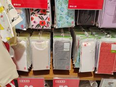 -优衣库(南京建邺万达广场店)