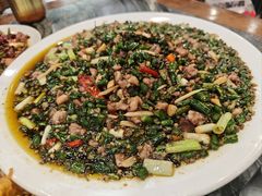 特色尖椒兔-江湖黑大兔(杨家坪店)
