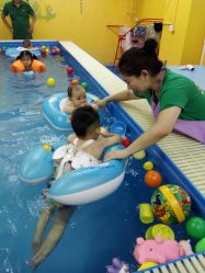 -子木乐园婴儿游泳馆(水晶港店)