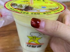 豆浆-众品香美食(三弓路店)