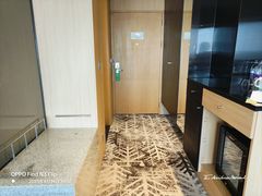 -上海虹桥西郊假日酒店