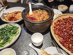 -万重锦·人文川菜馆(骡马市店)