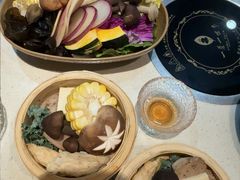 -一叶一世界·素食餐厅(锦华万达店)