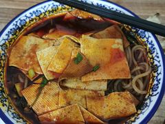 -老字号杨坡红油米线腊汁肉夹馍(东四道巷店)