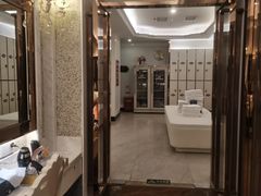 -黄金水汇·美食(文锦渡店)