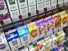 -全家便利店(愚园店)