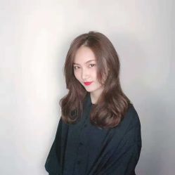 点击看大图 -COMO SALON 烫染可茉发型