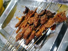 烤牛肉-二小酸辣鸡丝面