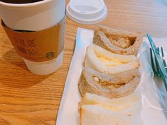 -星巴克(兰州中川机场T2出发店)