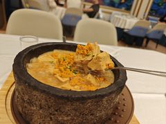 石锅海胆豆腐-品海楼·大连海胆锅贴馆(东港店)
