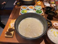 -银米·云南传统过桥米线(双廊黑金冠店)
