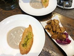 -喜洲吧·江畔老船厂·庭院餐厅(喜临院店)
