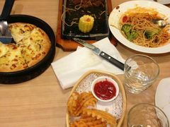 榴莲披萨-必胜客(WOW南雄店)