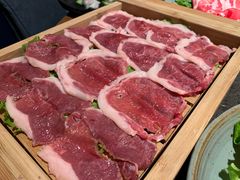 现切鲜羊上脑-老墙根涮肉·铜锅·烧烤(欢乐谷·王四营店)