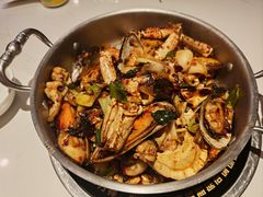 -七欣天香辣蟹火锅(闵行浦江欢乐颂店)