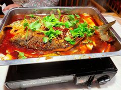 -老街烧烤大排档·地道湖北菜·龙虾馆(汉口火车站店)