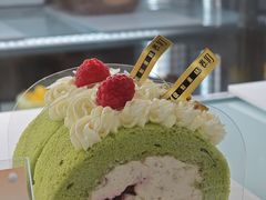 抹茶蛋糕卷-卷们·现制生日蛋糕·蓝风车动物奶油(金源店)