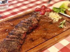 （帅哥）烤牛排-安立可意大利美食