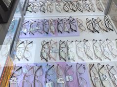 -潘多拉眼镜·蔡司依视路明月(潘家园店)