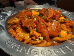 -胖哥俩肉蟹煲(世茂国际广场店)