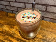 -layback cafe & bar