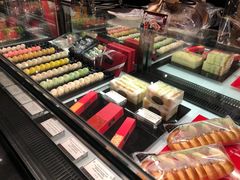 -Salon de The de Joel Robuchon(外滩18号店)