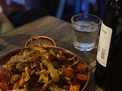 -SISTERS BAR RESTAURANT川意酒馆(嘉善老市H楼店)