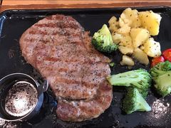 岩烤法式香嫩牛排-必胜客(新海上世界店)