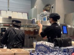 -霸王茶姬(上海静安大悦城店)