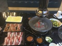 -燚青春泥炉烤肉(东泰店)