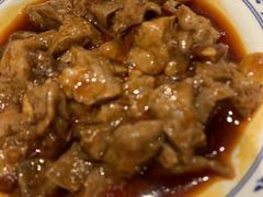 -爆炸头阿姨小四川正宗川味小吃(无任何分店)